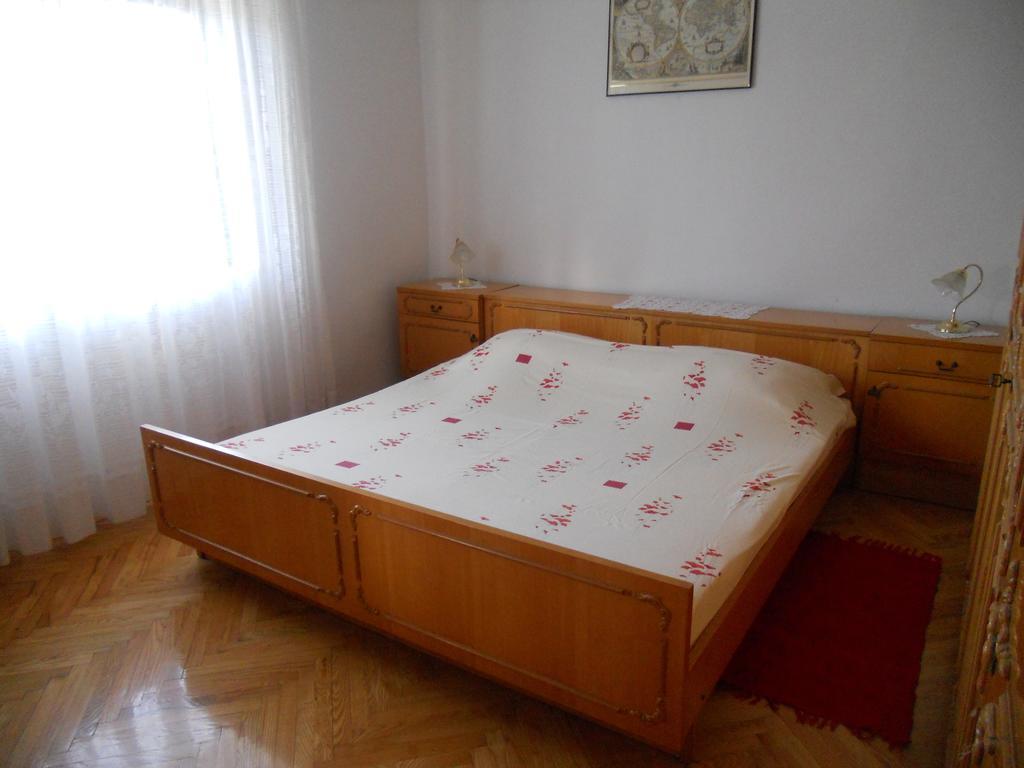 Apartment Guste Šibenik Kamer foto