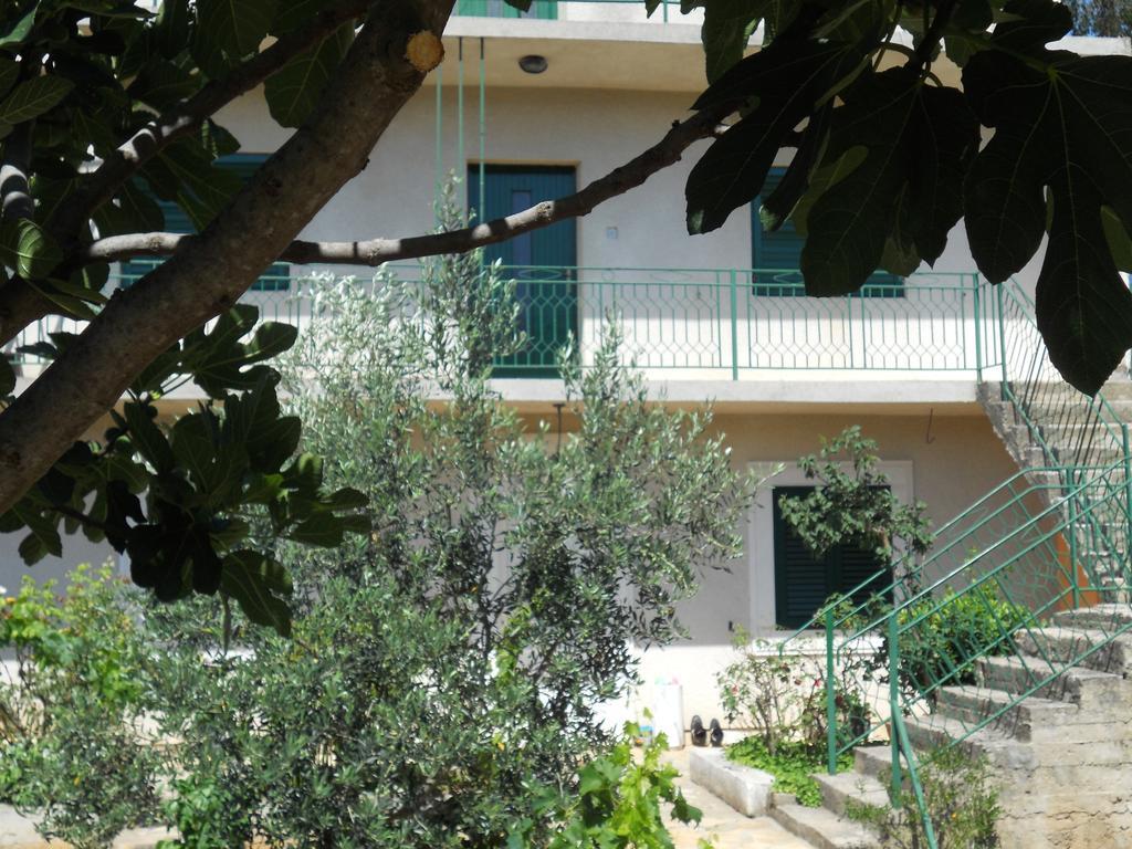 Apartment Guste Šibenik Kamer foto